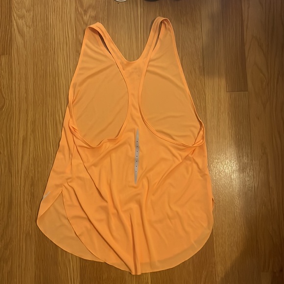 Nike Dri-Fit Running Tank - Picture 3 of 4